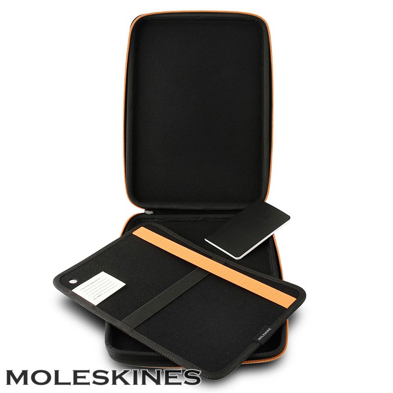Sztywne etui - futerał Moleskine na tablet, czarne, zamykane na suwak (Moleskine Tablet Shell Black) Sztywne etui - futerał Moleskine na tablet, czarne, zamykane na suwak (Moleskine Tablet Shell Black)